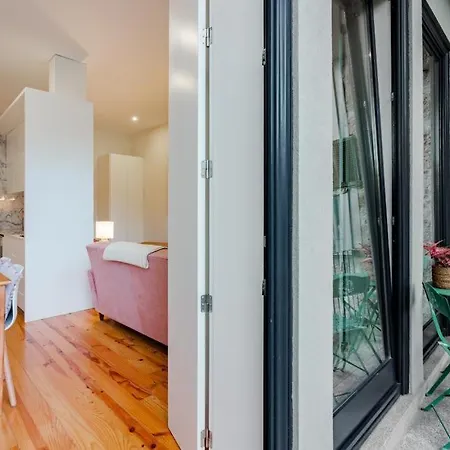 Sun Charming Apartment